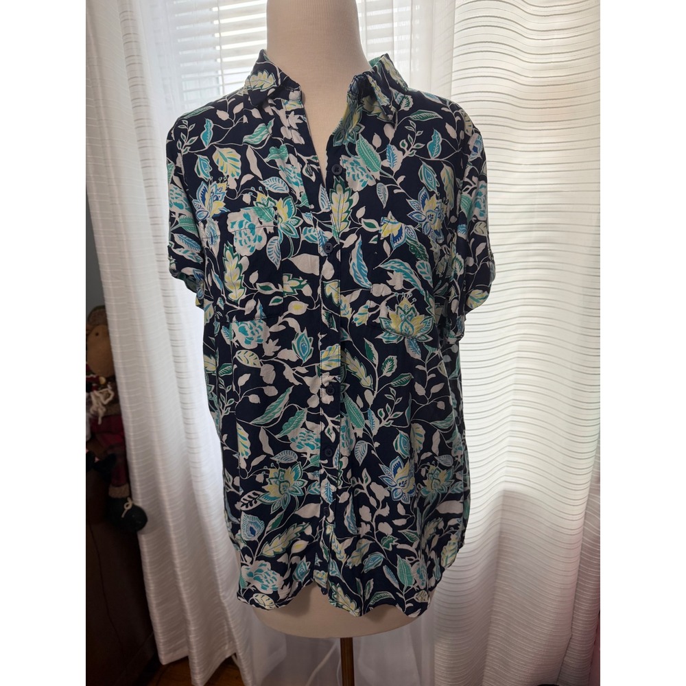 Croft & Barrow Womens Medium Navy Floral Short‎ Sleeve Button Down Shirt Top